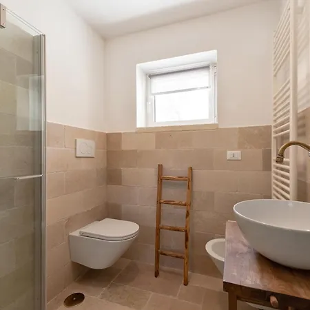 Trullo Delle Rondini