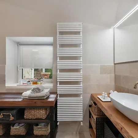 Trullo Delle Rondini *