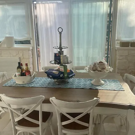 Trullo Delle Rondini Villa *